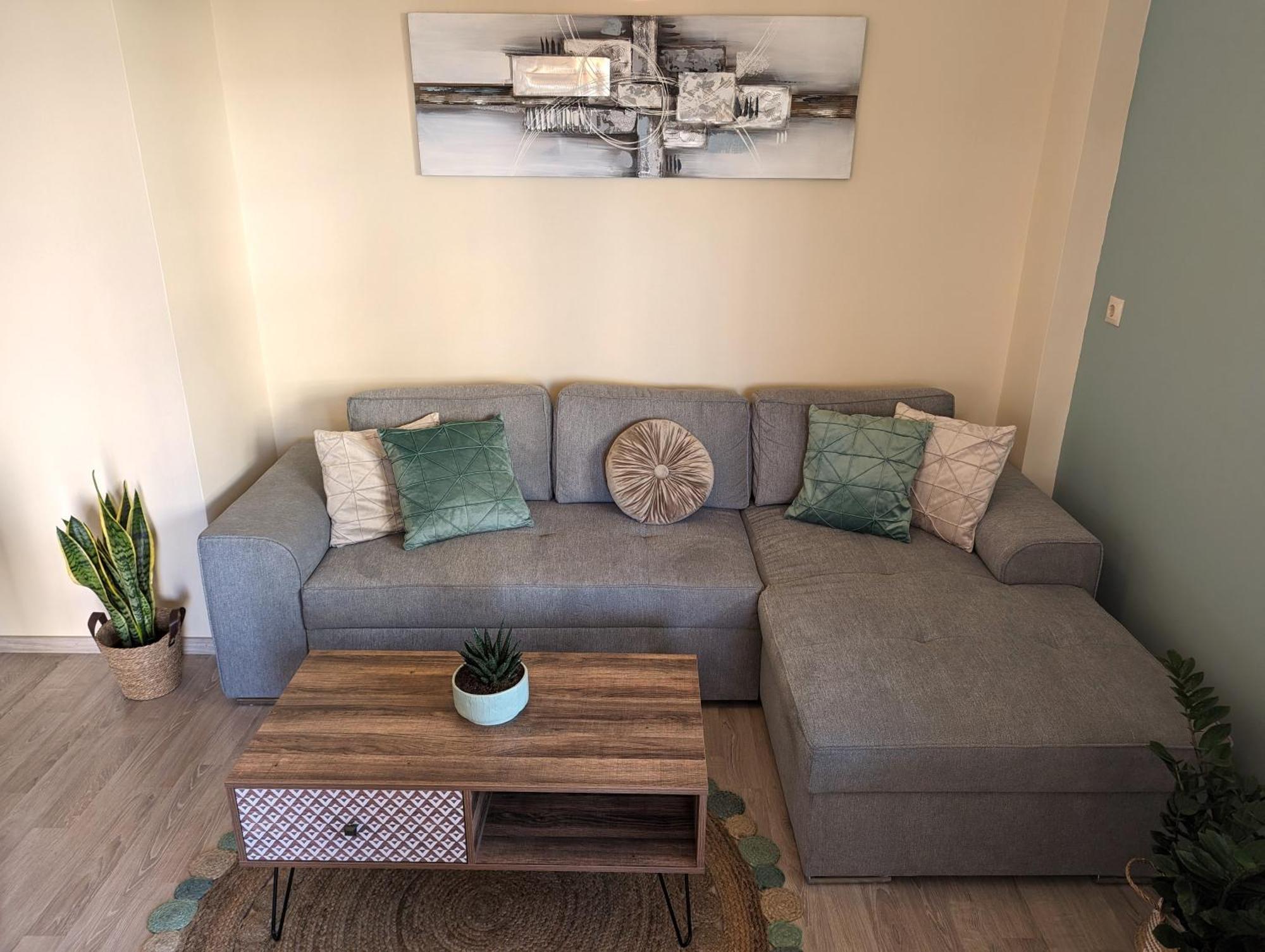 شقة Modern Mint Sunny House Near The Airport Spáta المظهر الخارجي الصورة